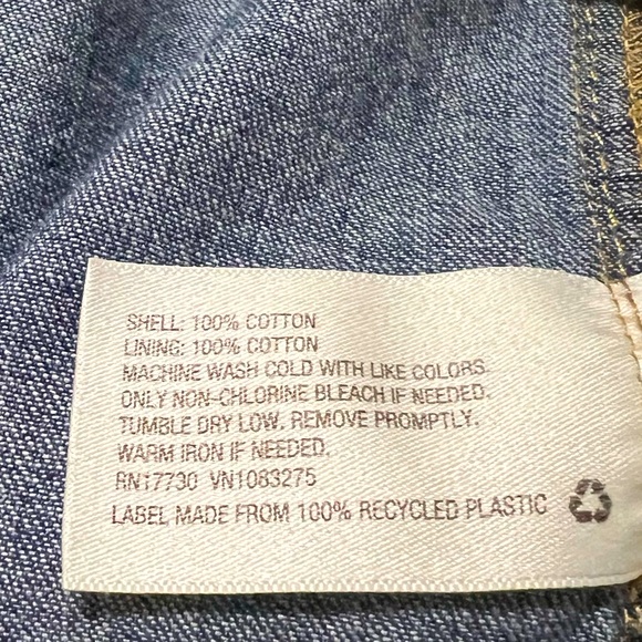 Universal Thread Women’s Long Sleeve Denim Button Down, Size-L - Picture 6 of 6